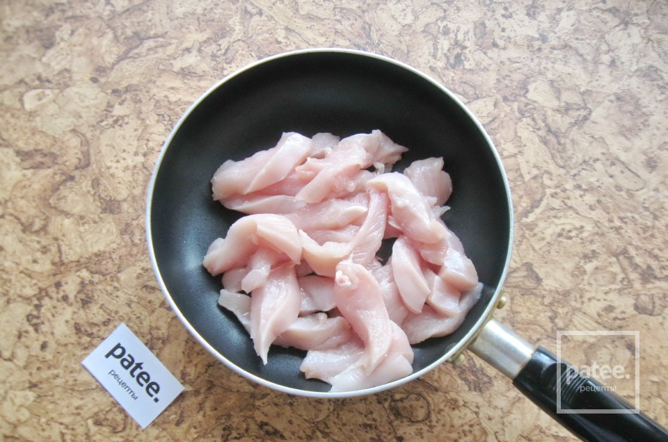 Фрикасе с грибами и кабачком - Шаг 2