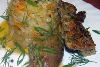 Тушеная капуста с уткой