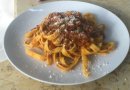 Tagliatelle alla bolognese (Тальятелле болоньезе)