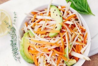 Салат с репой и медовой заправкой