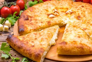 Осетинский пирог с капустой и сыром