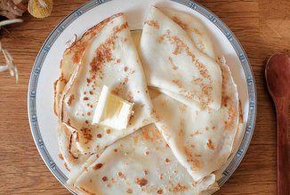 Тонкие классические блины на молоке