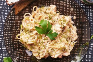 Паста с лангустином в сливочно-чесночном соусе