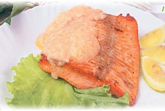 Форель в белом вине с креветочным соусом