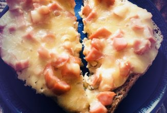 Горячие бутерброды на чёрном хлебе