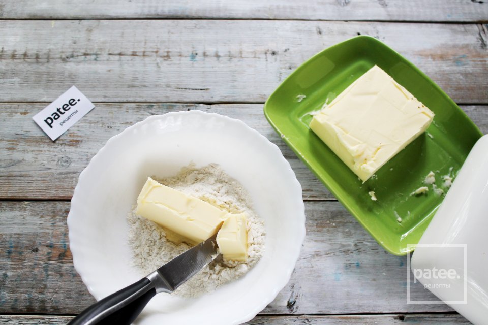 Киш с лососем порционный в формочке из фольги - Шаг 3