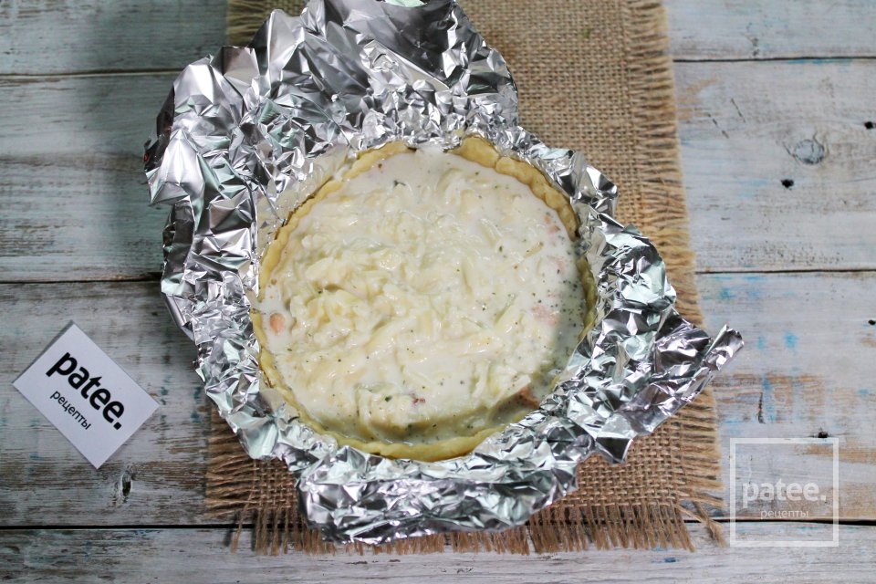 Киш с лососем порционный в формочке из фольги - Шаг 18