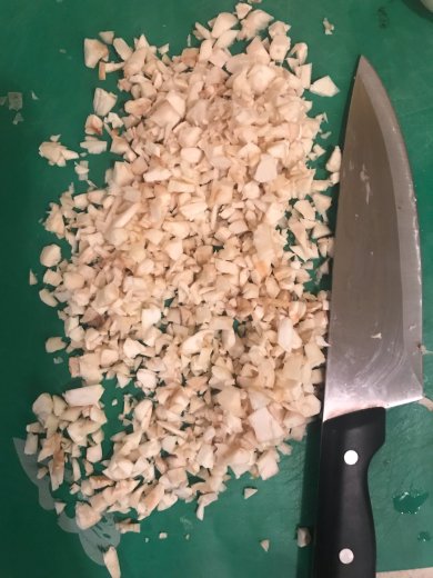 Запечённые шампиньоны с курицей , 🧀 сыром и грецкими орехами ) - Шаг 6