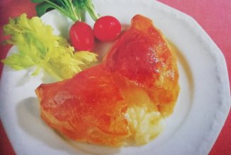 Cыр в тестовой оболочке.