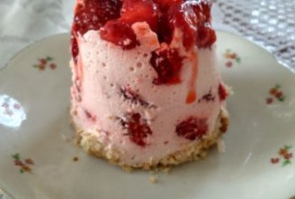 Быстрый клубничный десерт