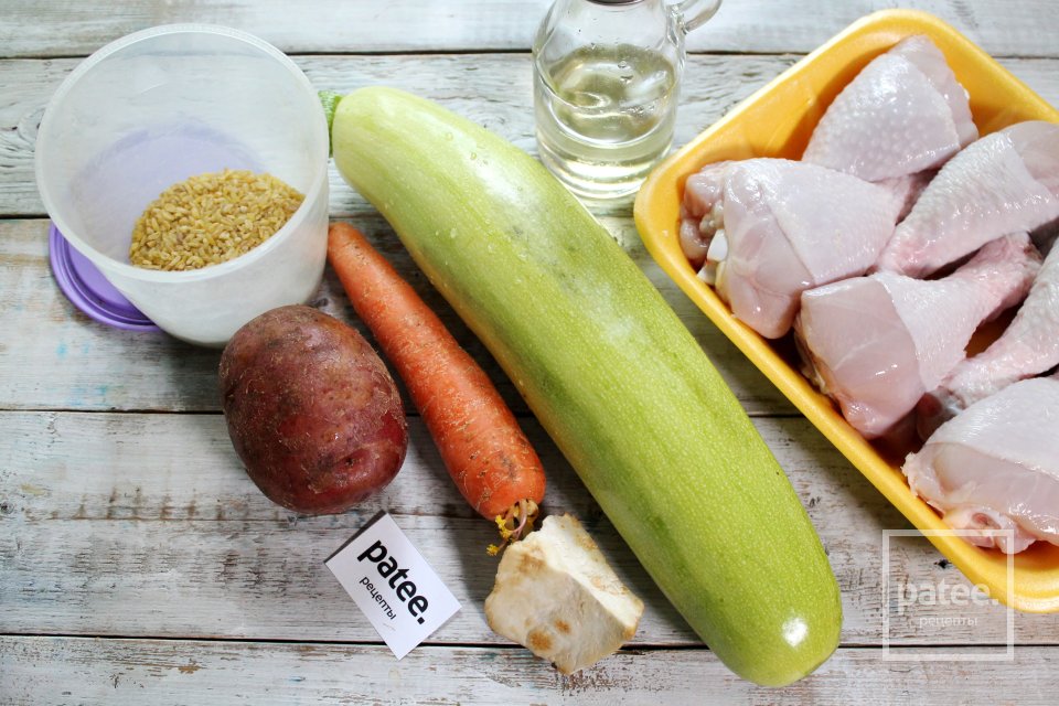 Куриный суп с цукини - Шаг 1