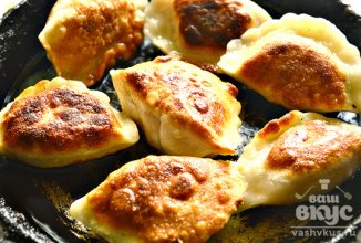 Жареные вареники с капустой