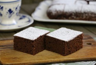 Постный пирог из гречневой муки с какао