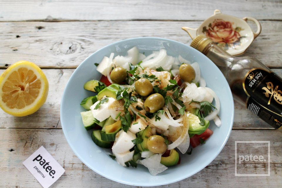 Греческий салат с авокадо - Шаг 12