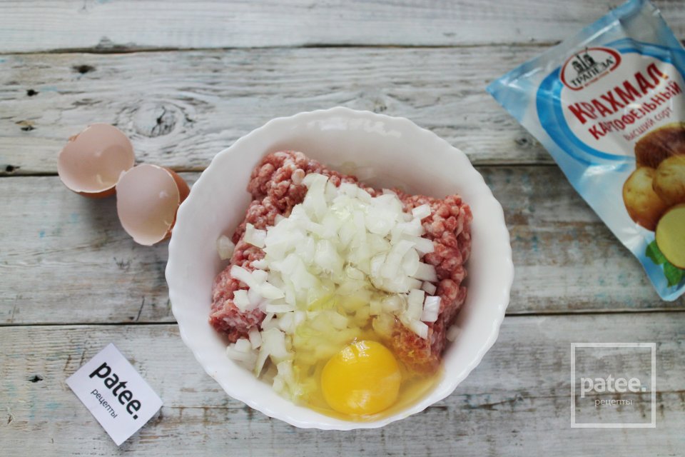 Биточки мясные с крахмалом в сметанном соусе - Шаг 5