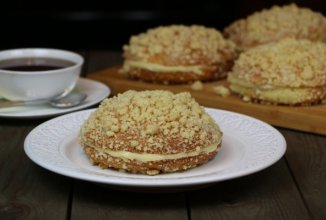 Булочки с заварным кремом