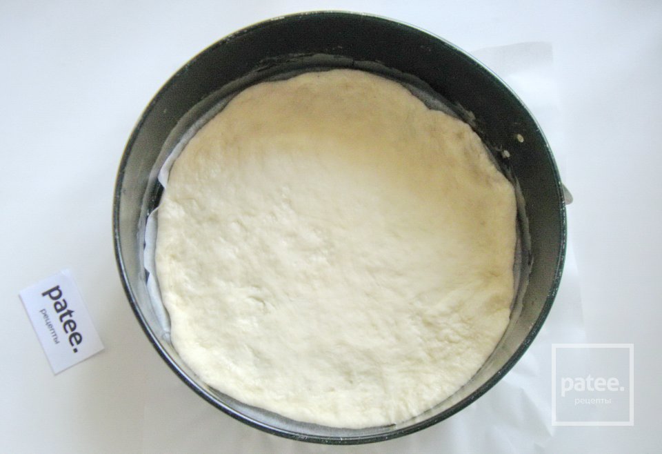 Дрожжевой пирог с вишней - Шаг 7