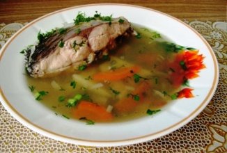 Уха из карпа в мультиварке