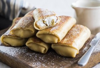 Блины с творогом и изюмом