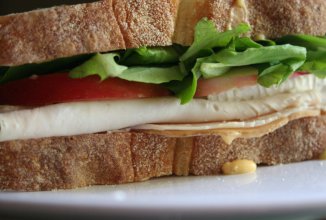 Сэндвич с индейкой и яблоком