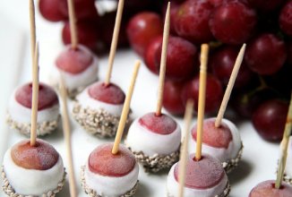 Виноград в йогурте