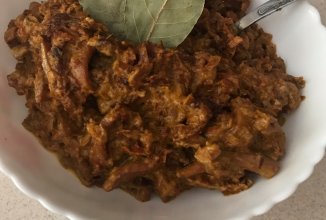 Салат с кальмарами и морковкой )