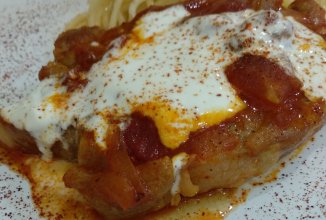 Свинина с паприкой