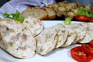 Куриные домашние колбаски