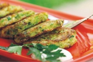 Оладьи из кабачков с сыром и чесноком