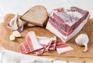 Сало с чесноком