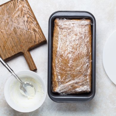 Блинный торт с творожным кремом и копченой рыбой - Шаг 6