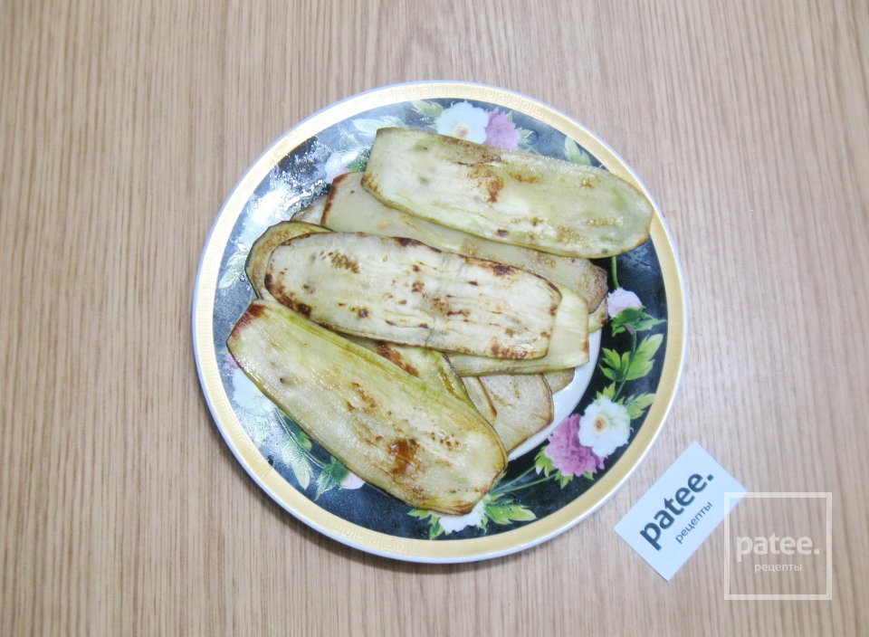 Куриная грудка запеченная с баклажанами и помидорами - Шаг 3