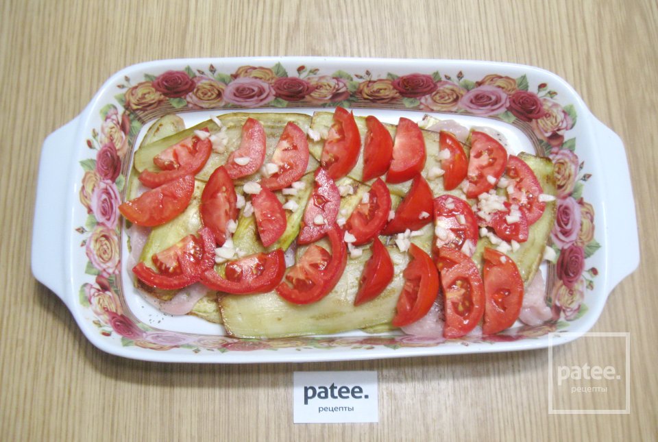 Куриная грудка запеченная с баклажанами и помидорами - Шаг 9