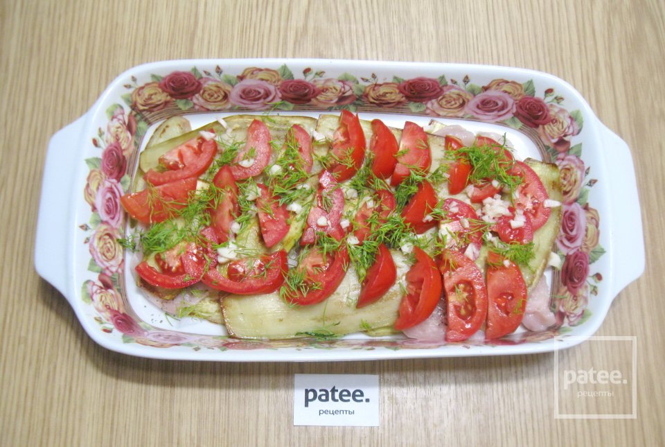 Куриная грудка запеченная с баклажанами и помидорами - Шаг 10