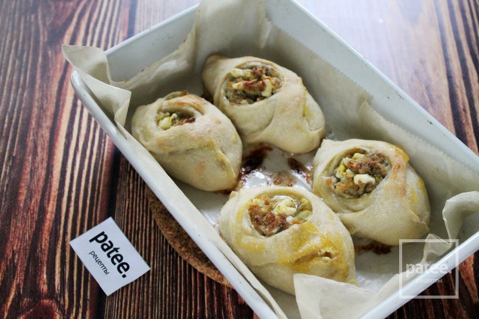 Расстегаи домашние с яйцом - Шаг 12