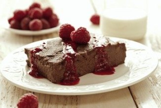 Шоколадный десерт из манной крупы