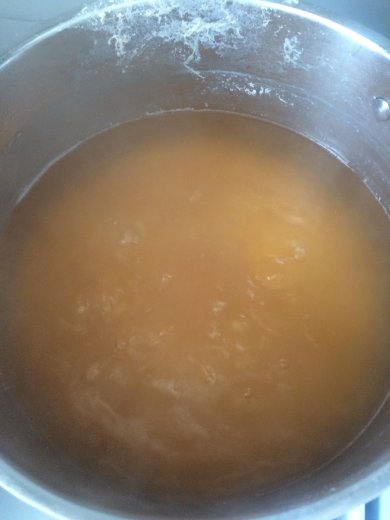 Гороховый суп с плавленным сыром и копчёной курицей - Шаг 1