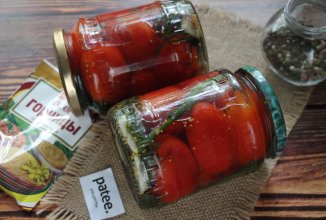 Помидоры, маринованные с семенами горчицы