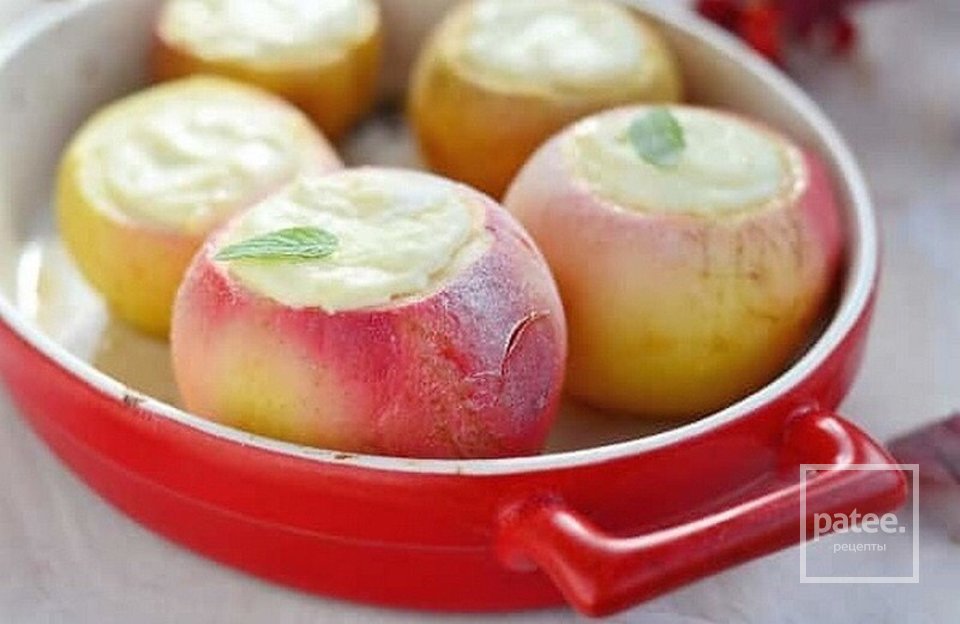 Печёные яблоки с творогом - Шаг 1