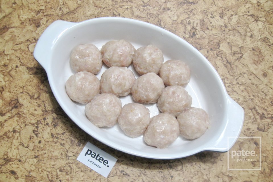 Тефтели в соусе запеченные в духовке - Шаг 12