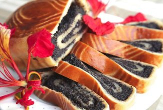 Творожный рулет с маком