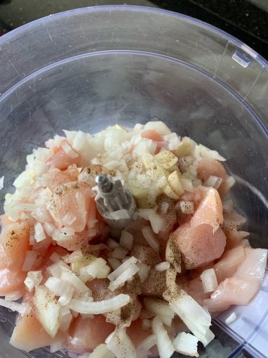 Котлетки из куриного филе - Шаг 3