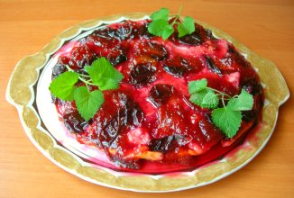 Наливной сливовый татен – пирог перевертыш!