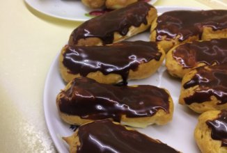 Заварное тесто для эклеров