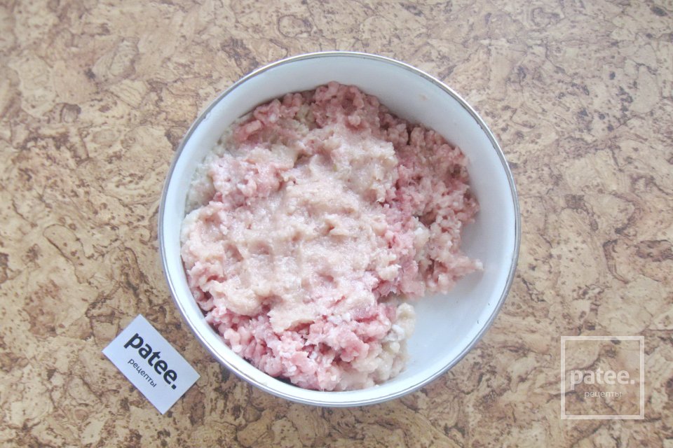 Котлеты из свинины с капустой - Шаг 2