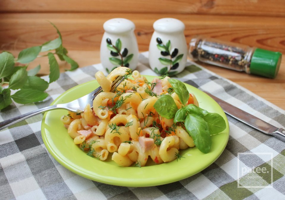 Тушеные макароны с ветчиной - Шаг 15