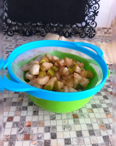 Пирог с грушами «Улитка» - Шаг 3