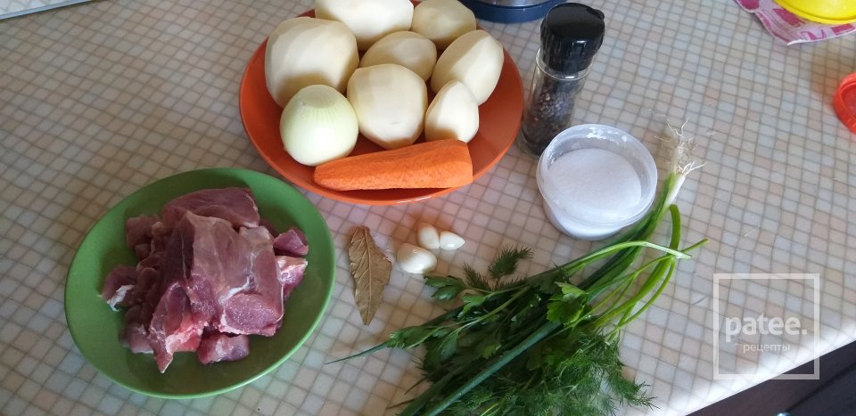 Картошка тушеная с мясом - Шаг 1