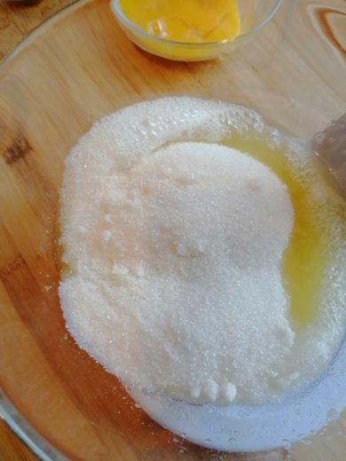 Шарлотка в мультиварке - Шаг 3