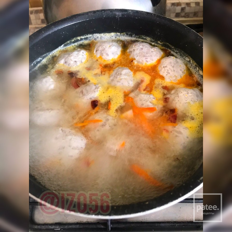 Сырный суп с куриными фрикадельками - Шаг 8